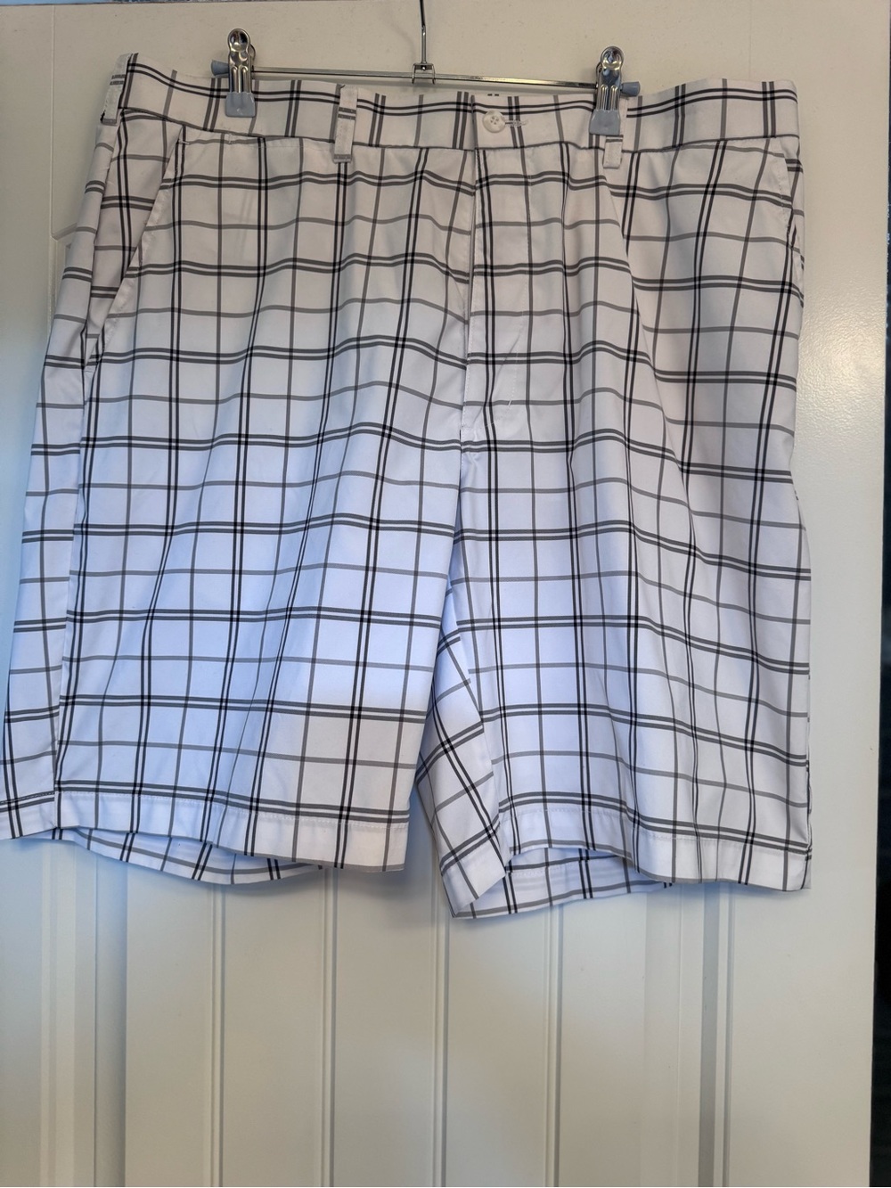 Grand Slam White Shorts with Black Windowpane Plaid